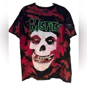 Women's Short Sleeve Tee - Red and Black